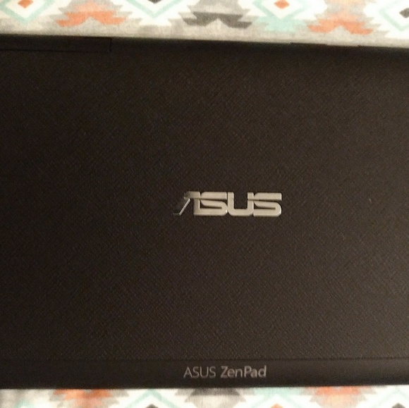 Tablet - Picture 2 of 4